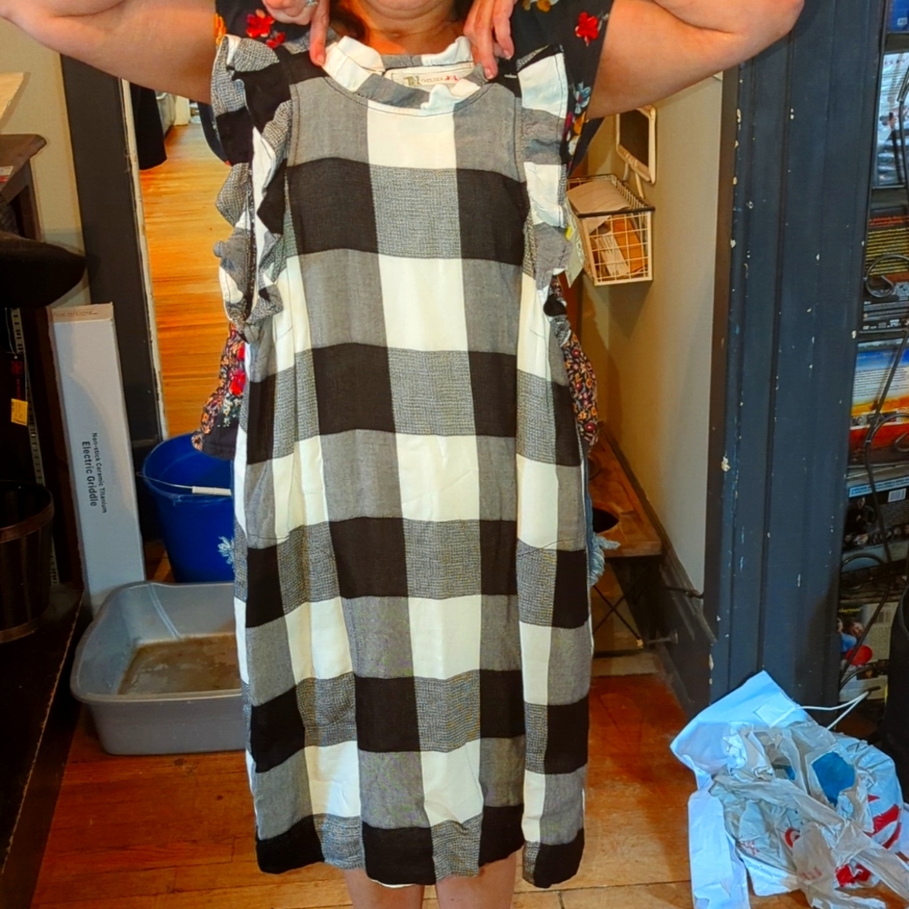 Chelsea & Violet sleeveless summer dress